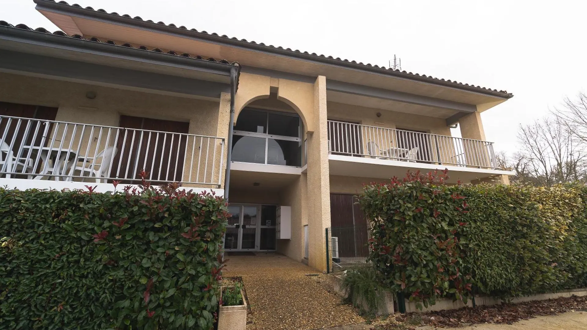 Apartment Les Mimosas - App 08 - Appartement Cosy Clim Balcon Cazaubon